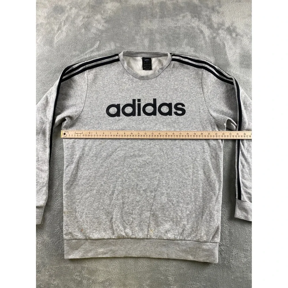 adidas classic crewneck